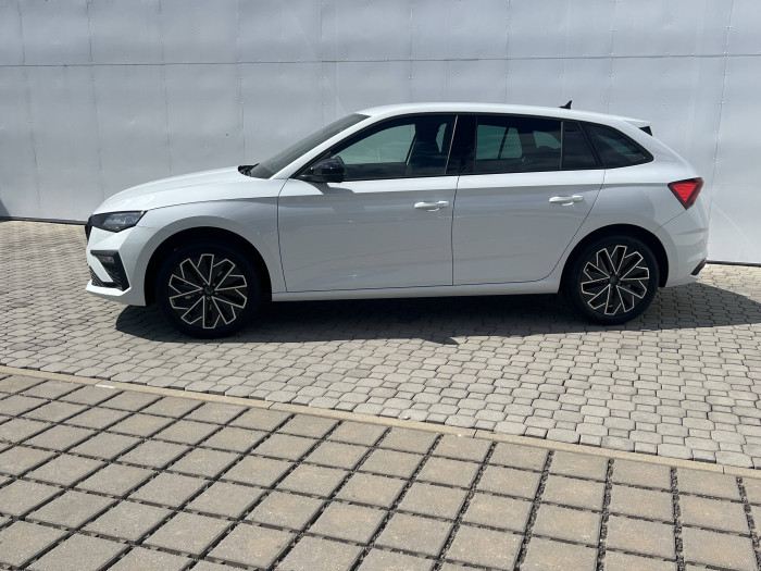 Škoda Scala Dynamic 7DSG 1,0TSI / 85kW na operativní leasing