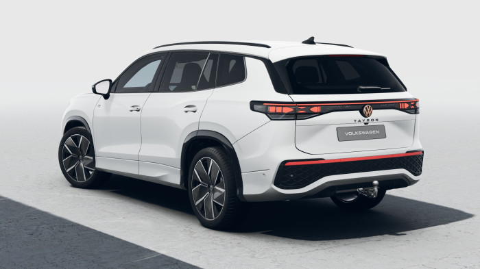Volkswagen Tayron R-Line People 1,5 eTSI 110kW mHEV na operativní leasing
