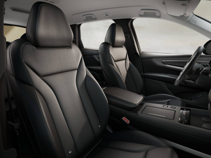 Audi Q7 quattro TDI 220 kW na operativní leasing