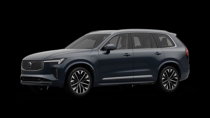 Volvo XC90 PLUS BRIGHT, T8 AWD, 184+115 kW / 250+156 HP na operativní leasing