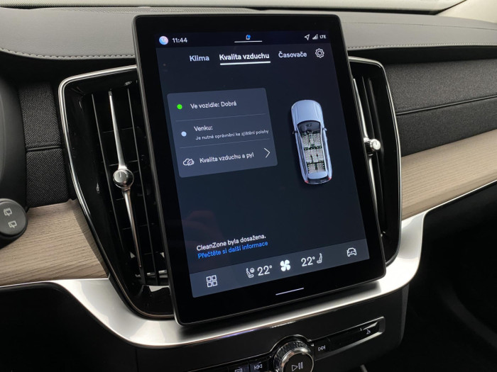 Volvo XC90 T8 AWD RECHARGE BRIGHT PLUS 7m na operativní leasing