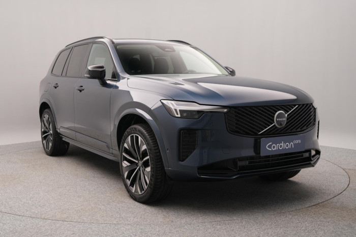 Volvo XC90 T8 AWD Plug-in ULTRA DARK 7m na operativní leasing