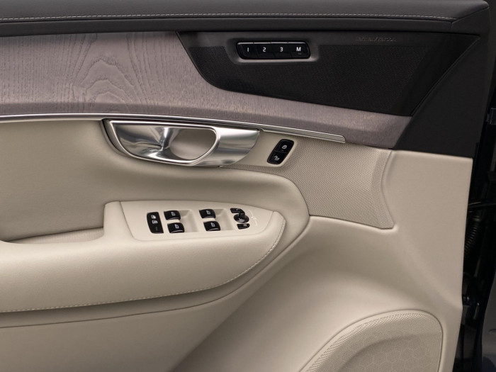 Volvo XC90 B5 AWD AUT BRIGHT PLUS 7míst na operativní leasing