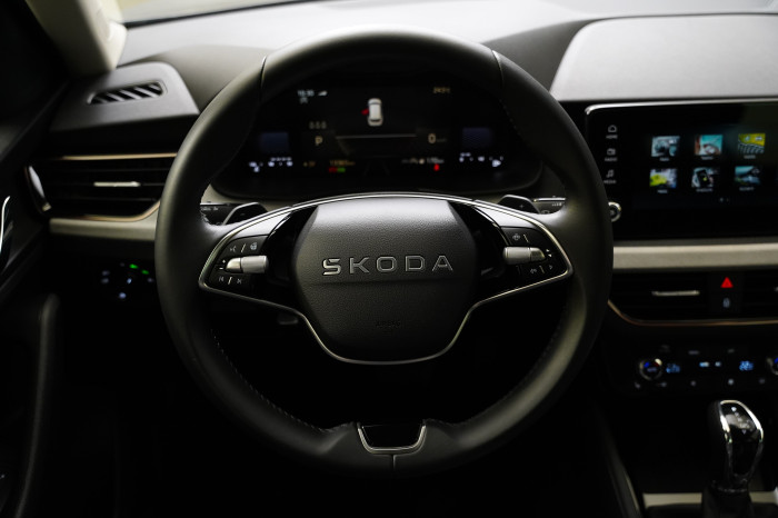 Škoda Kamiq 1.0 TSI 85kW DSG Top Selection na operativní leasing