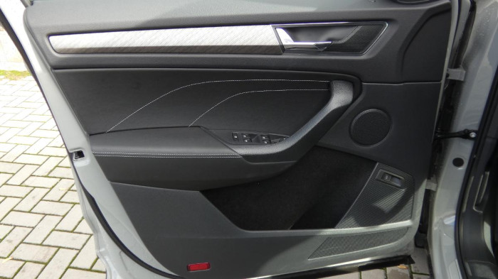 BMW X5 xDrive 40i M Sport na operativní leasing