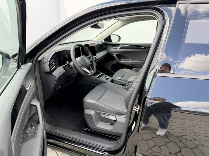 Volkswagen Tiguan People PHEV 19,7kWh 6DSG 1,5TSI / 110kW na operativní leasing