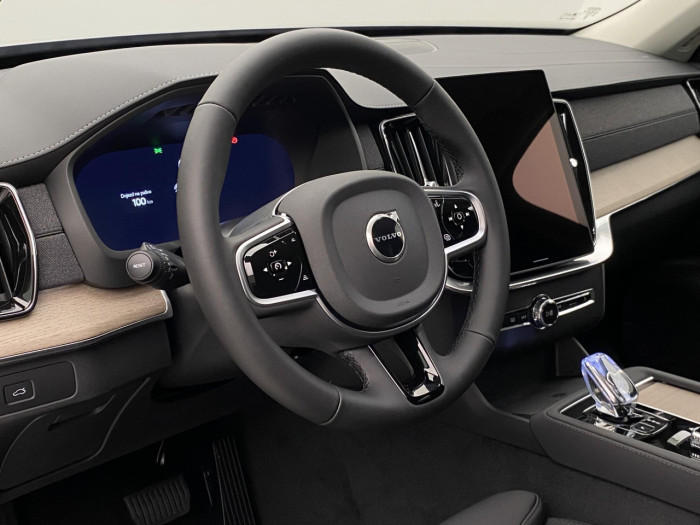 Volvo XC90 B5 AWD AUT BRIGHT PLUS 7míst na operativní leasing