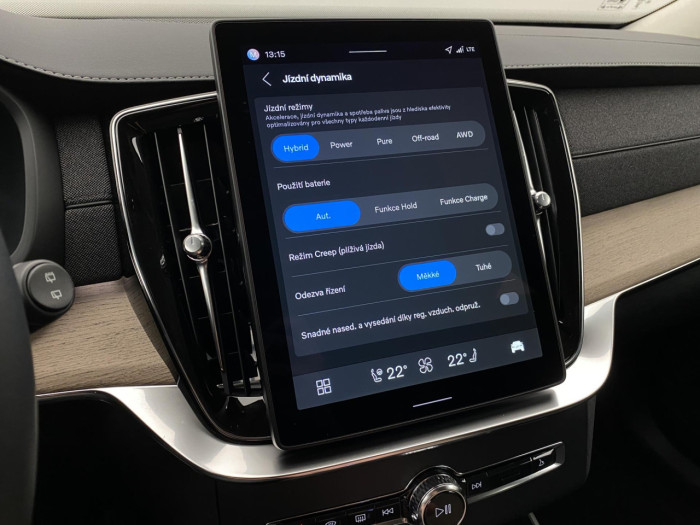 Volvo XC90 T8 AWD RECHARGE DARK PLUS 7m na operativní leasing