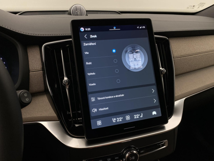 Volvo XC90 B5 AWD AUT DARK PLUS 7míst na operativní leasing