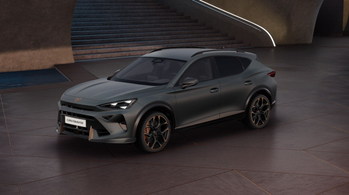 Cupra Formentor VZ5 2.5 TSI 390k DSG 4WD na operativní leasing