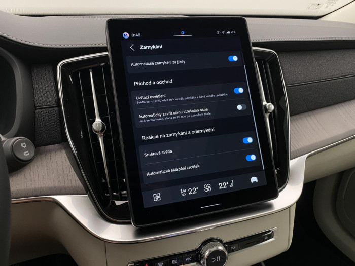 Volvo XC90 B5 AWD AUT BRIGHT PLUS 7míst na operativní leasing