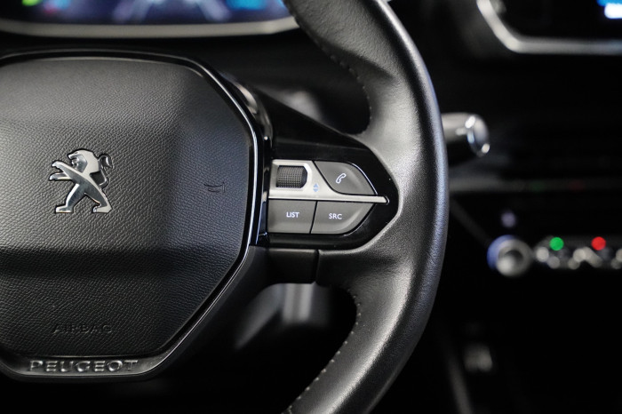 Peugeot 208 1.2 PureTech 74 kW na operativní leasing