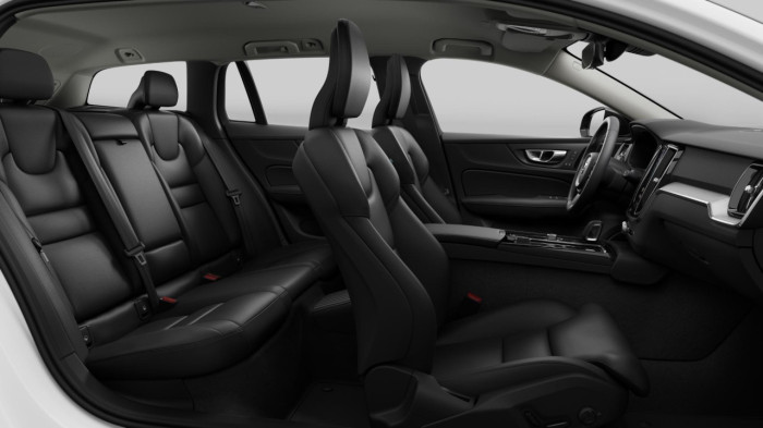 Volvo V60 T6 AWD Plug-in DARK PLUS na operativní leasing