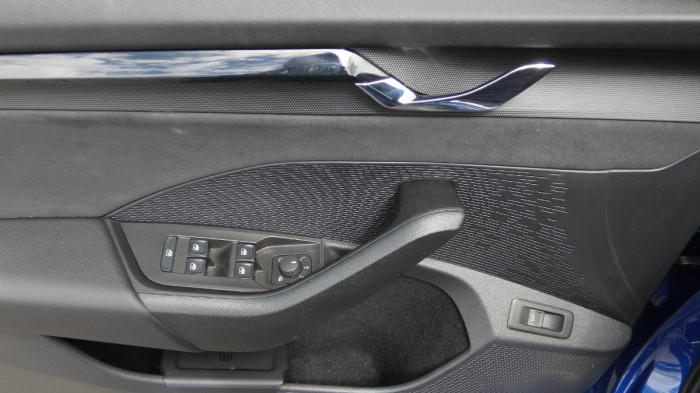 Škoda Octavia 2.0 TSI 180kW DSG RS na operativní leasing