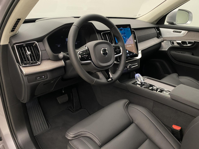 Volvo XC90 T8 AWD Plug-in BRIGHT ULTRA na operativní leasing