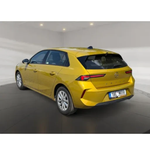 Opel Astra 1.2T 81 Edition 5d na operativní leasing