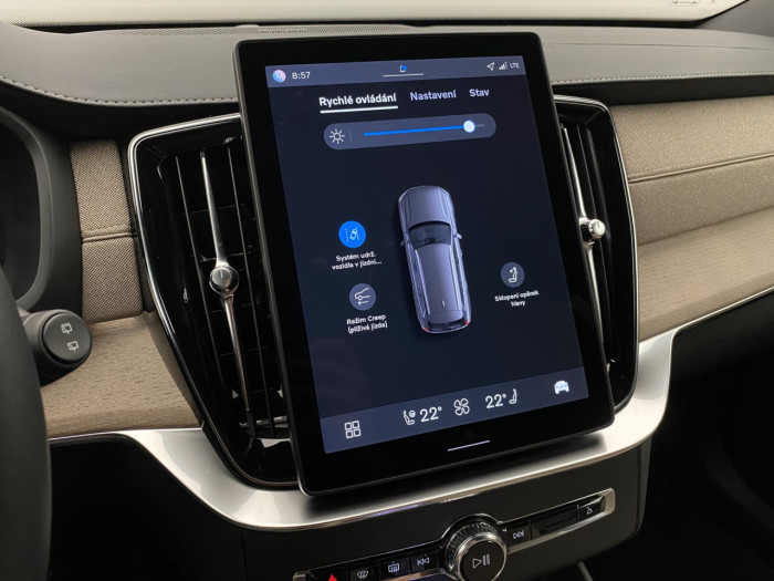 Volvo XC90 T8 AWD RECHARGE BRIGHT PLUS 7m na operativní leasing