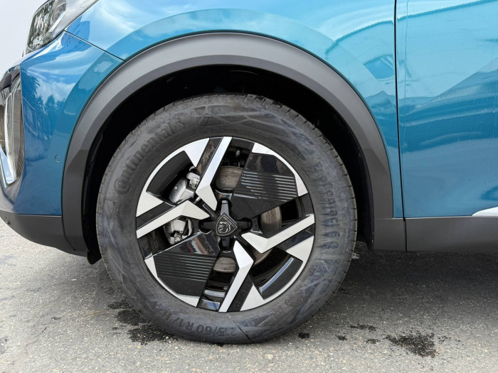 Peugeot 2008 ALLURE Hybrid 1,2 145 e-DCS6 / 107kW na operativní leasing