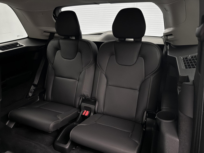 Volvo XC90 T8 AWD Plug-in BRIGHT PLUS 7m na operativní leasing