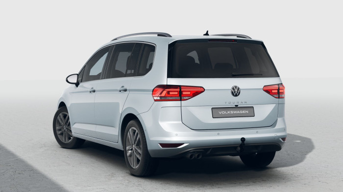 Volkswagen Touran People 1,5 TSI 110 kW EVO2 7DSG na operativní leasing