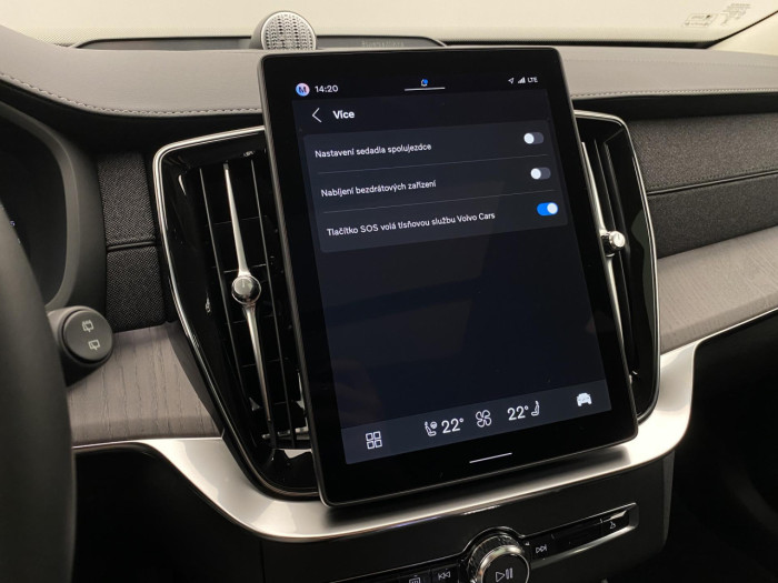 Volvo XC90 B5 AWD AUT DARK PLUS 7míst na operativní leasing