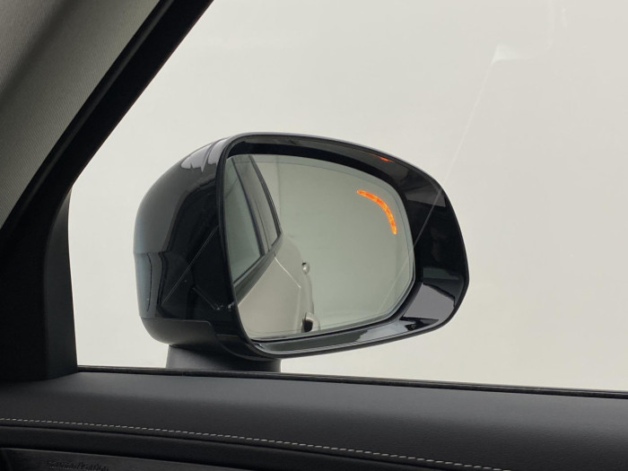Volvo XC90 B5 AWD AUT DARK PLUS 7míst na operativní leasing