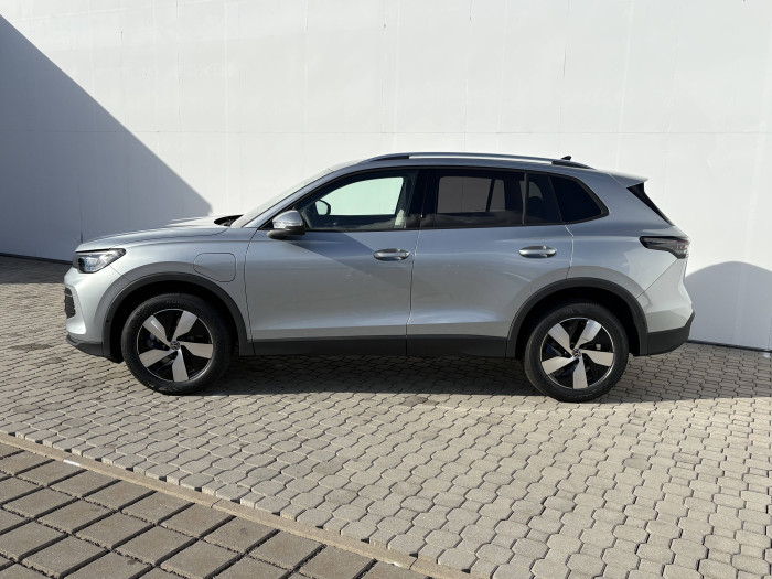 Volkswagen Tiguan People eHybrid 6DSG 1,5TSi / 110kW na operativní leasing