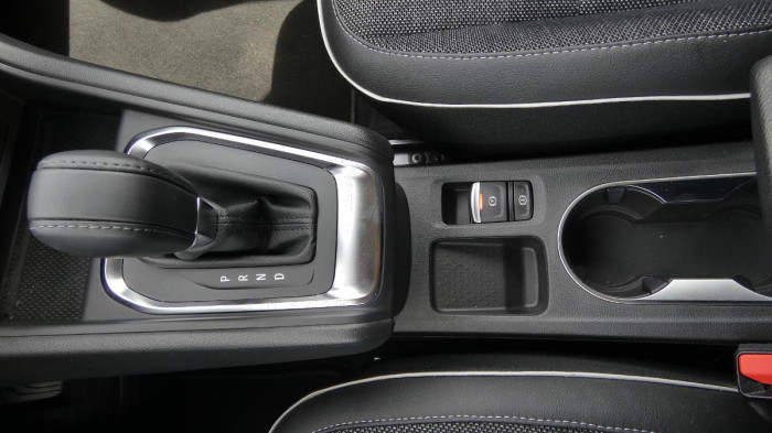 Renault Captur 1,3 TCe 140 Techno EDC na operativní leasing