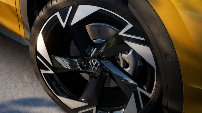 Volkswagen T-Roc R-Line 1,5 eTSI 110 kW 7DSG na operativní leasing