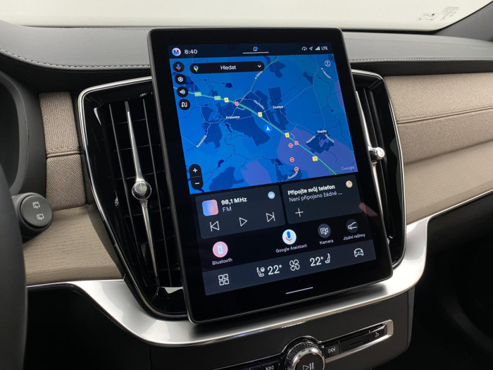 Volvo XC90 T8 AWD Plug-in BRIGHT PLUS 7m na operativní leasing