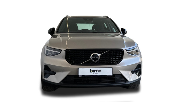 Volvo XC40 2.0 B3 - Benzín - Automat 7st. - 4x2 na operativní leasing