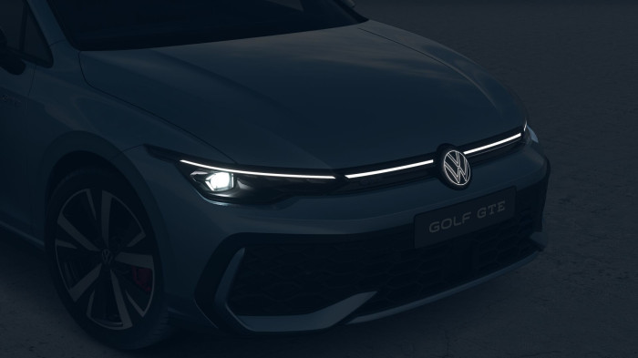 Volkswagen Golf GTE 1,5 TSI eHybrid 200 kW 6DSG na operativní leasing