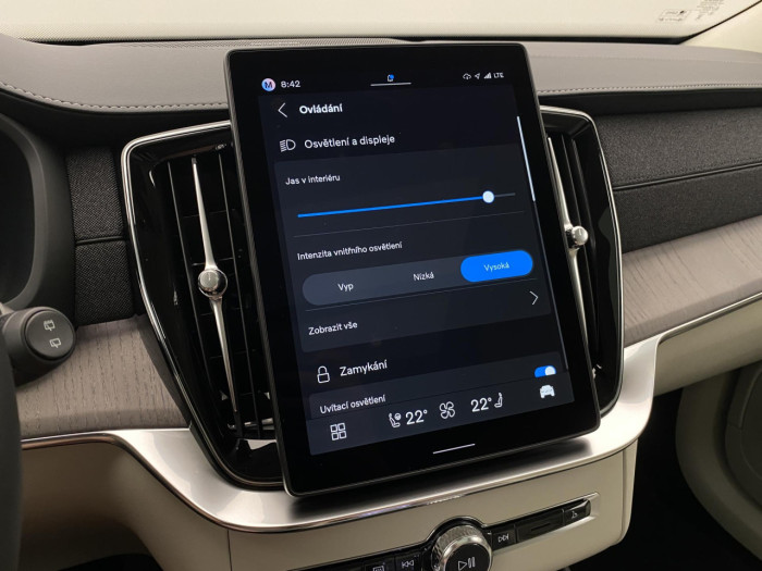 Volvo XC90 B5 AWD AUT BRIGHT PLUS 7míst na operativní leasing