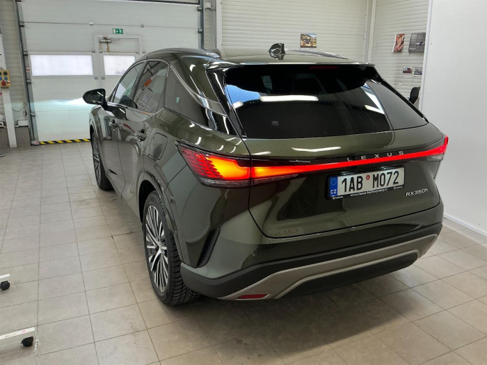 Lexus RX 350h 2.5 HEV 4x4 E-Four e-CVT Execu na operativní leasing