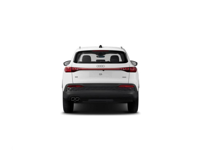 Audi Q5 e-hybrid quattro 220 kW na operativní leasing