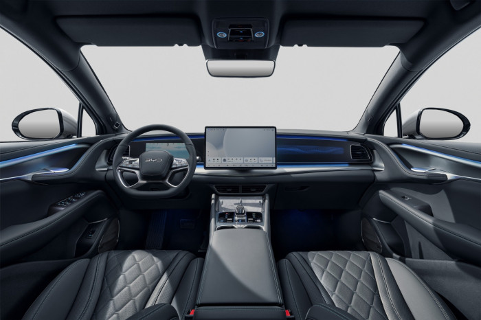 BYD Sealion 7 Excellence AWD na operativní leasing