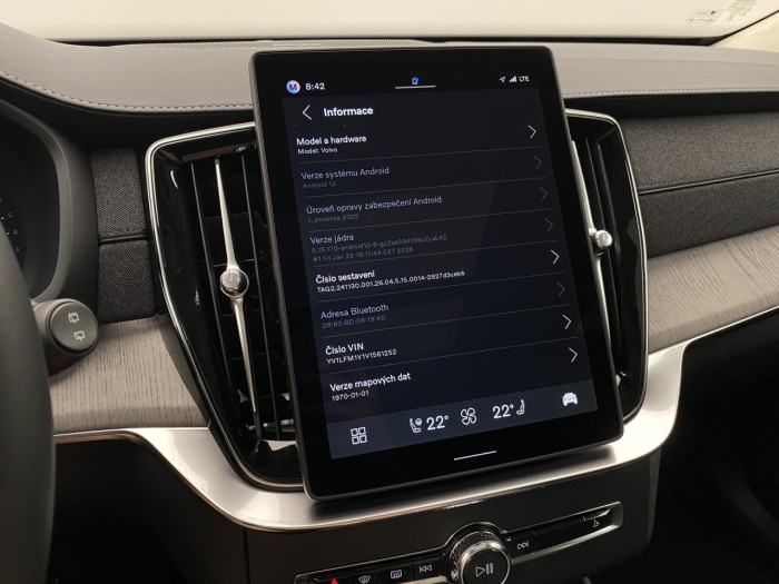 Volvo XC90 B5 AWD AUT BRIGHT ULTRA 7míst na operativní leasing