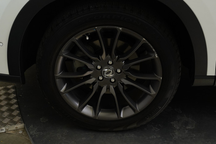 Dongfeng Fengon 2.0 T-GDI 162 kW AWD na operativní leasing