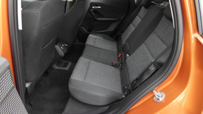 BMW X1 sDrive 18i na operativní leasing