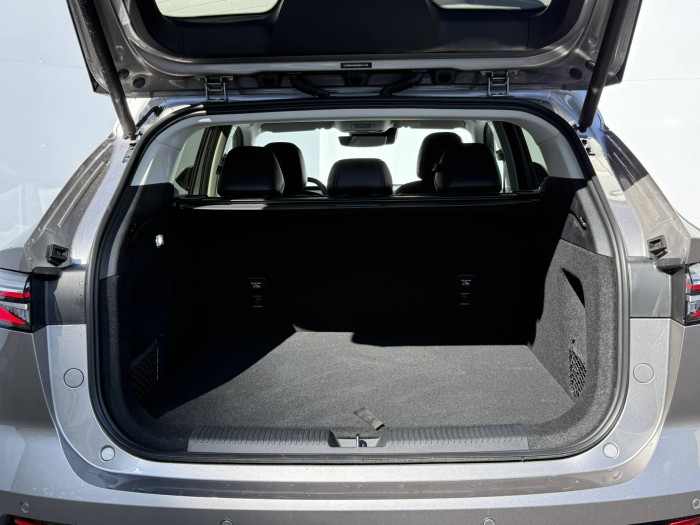 MG HS EXCLUSIVE HEV 1,5TGI / 165kW na operativní leasing