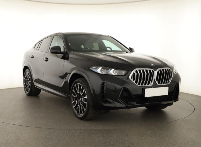 BMW X6 M Paket xDrive30d 219 kW 4x4 Automat na operativní leasing