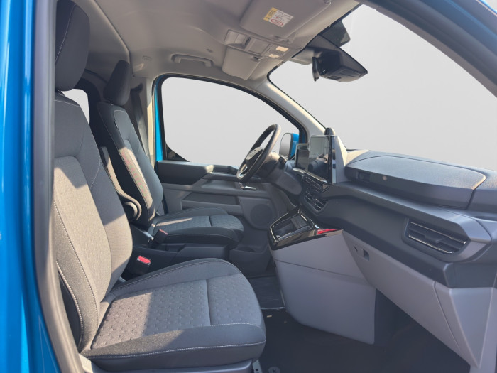 Ford Tourneo Custom 2,0 EcoBlue L2 TITANIUM na operativní leasing
