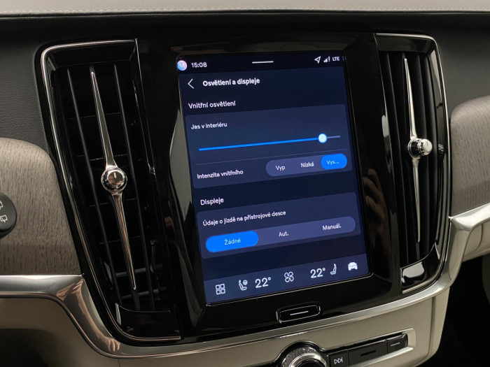 Volvo V90 T6 AWD Plug-in BRIGHT PLUS na operativní leasing