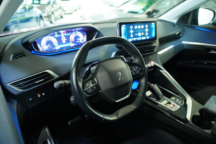 Peugeot 3008 1.5 Blue-HDi 96 kW Roadtrip na operativní leasing