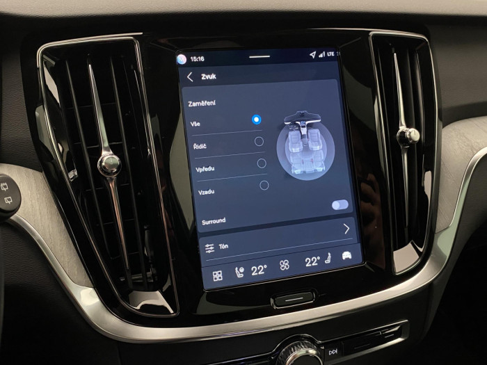 Volvo V60 B4 AUT BRIGHT PLUS na operativní leasing