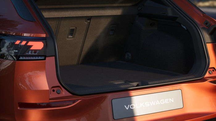 Volkswagen T-Roc R-Line 1,5 eTSI 110 kW 7DSG na operativní leasing