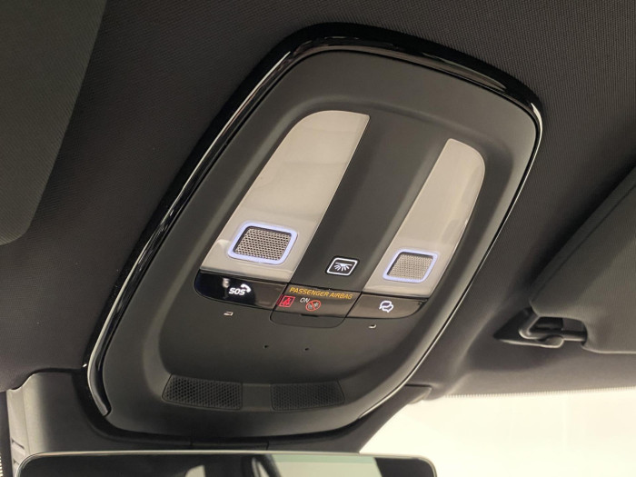Volvo XC90 T8 AWD Plug-in BRIGHT PLUS 7m na operativní leasing