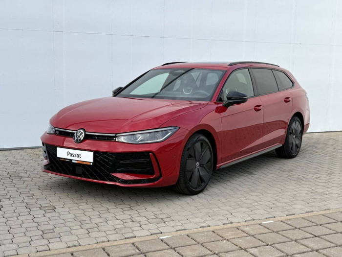 Volkswagen Passat R-Line People 7DSG 2,0TDI / 110kW na operativní leasing