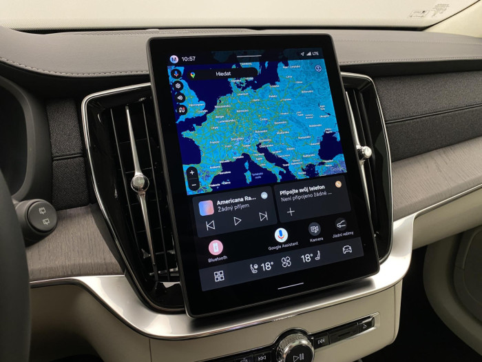 Volvo XC90 T8 AWD Plug-in DARK ULTRA na operativní leasing