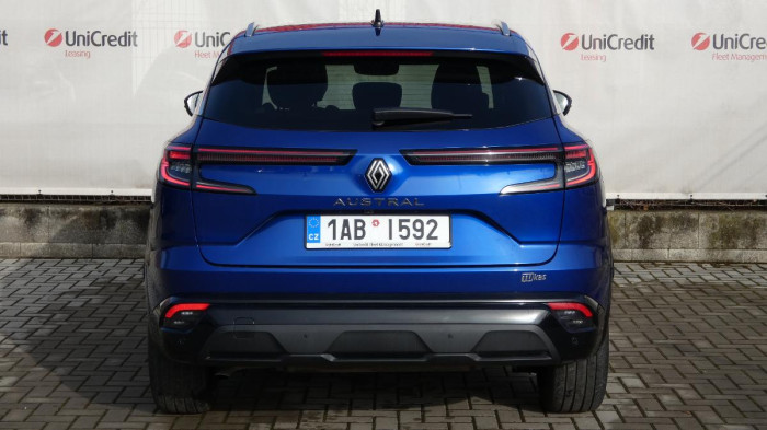 Renault Austral 1.3 MHEV 160 Iconic na operativní leasing